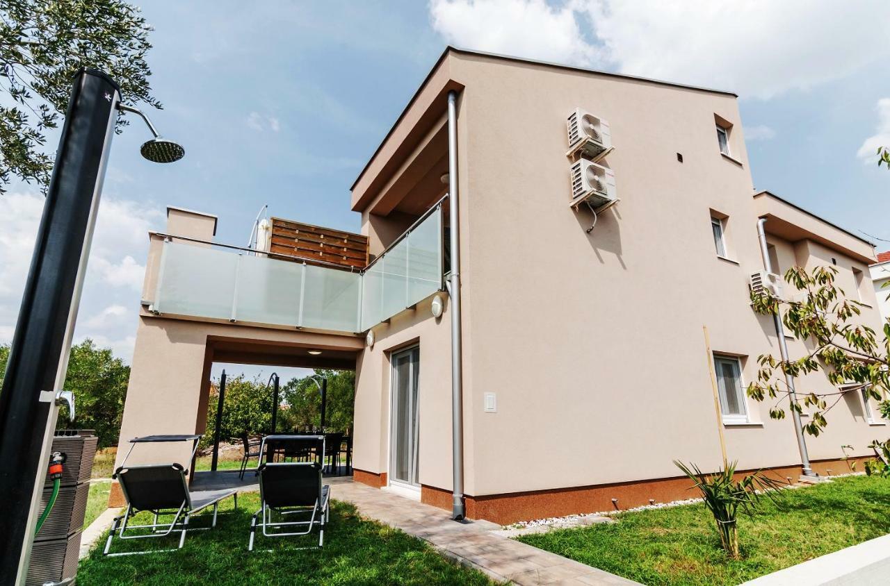 Apartments Lapidem Sukosan Exterior photo